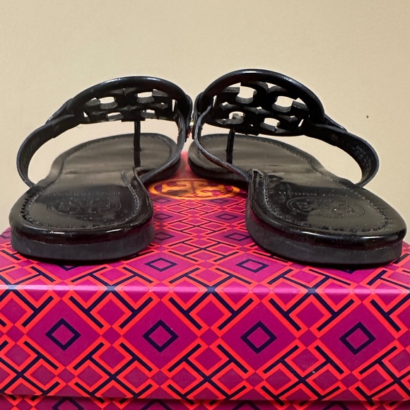 Tory Burch Miller Printed Patent Leather Sandal - Size 9 - Picture 3 of 9